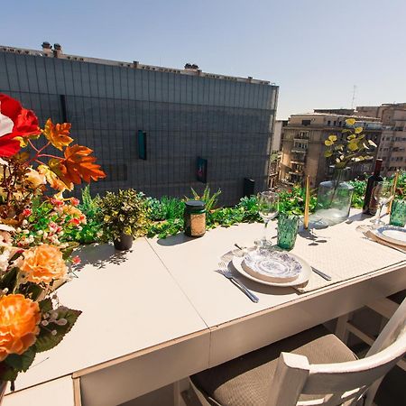 Old Town Apartment With Amazing View From The Balcony Bukarest Kültér fotó
