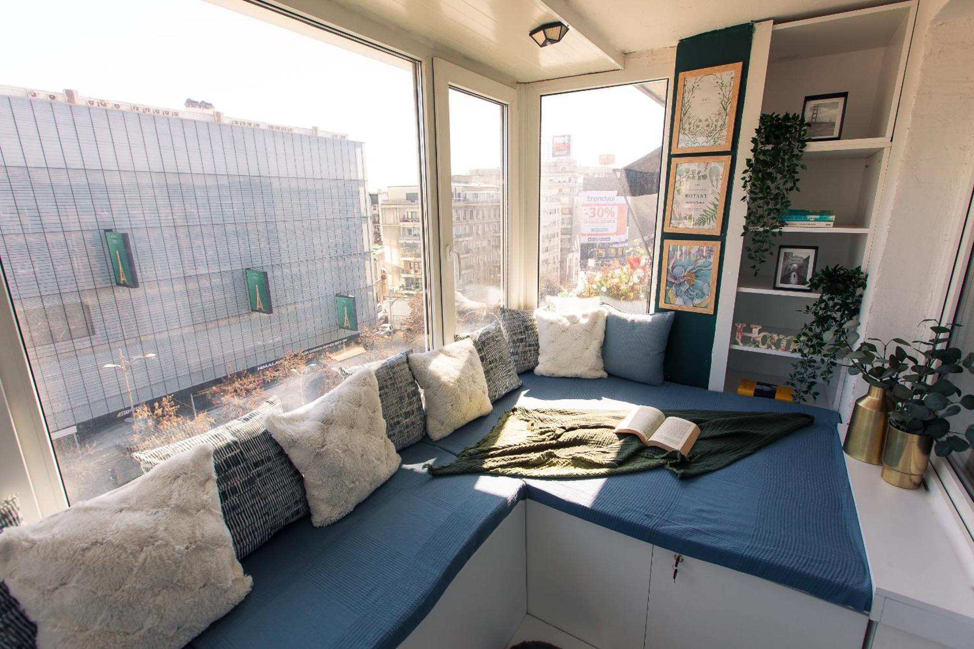 Old Town Apartment With Amazing View From The Balcony Bukarest Kültér fotó