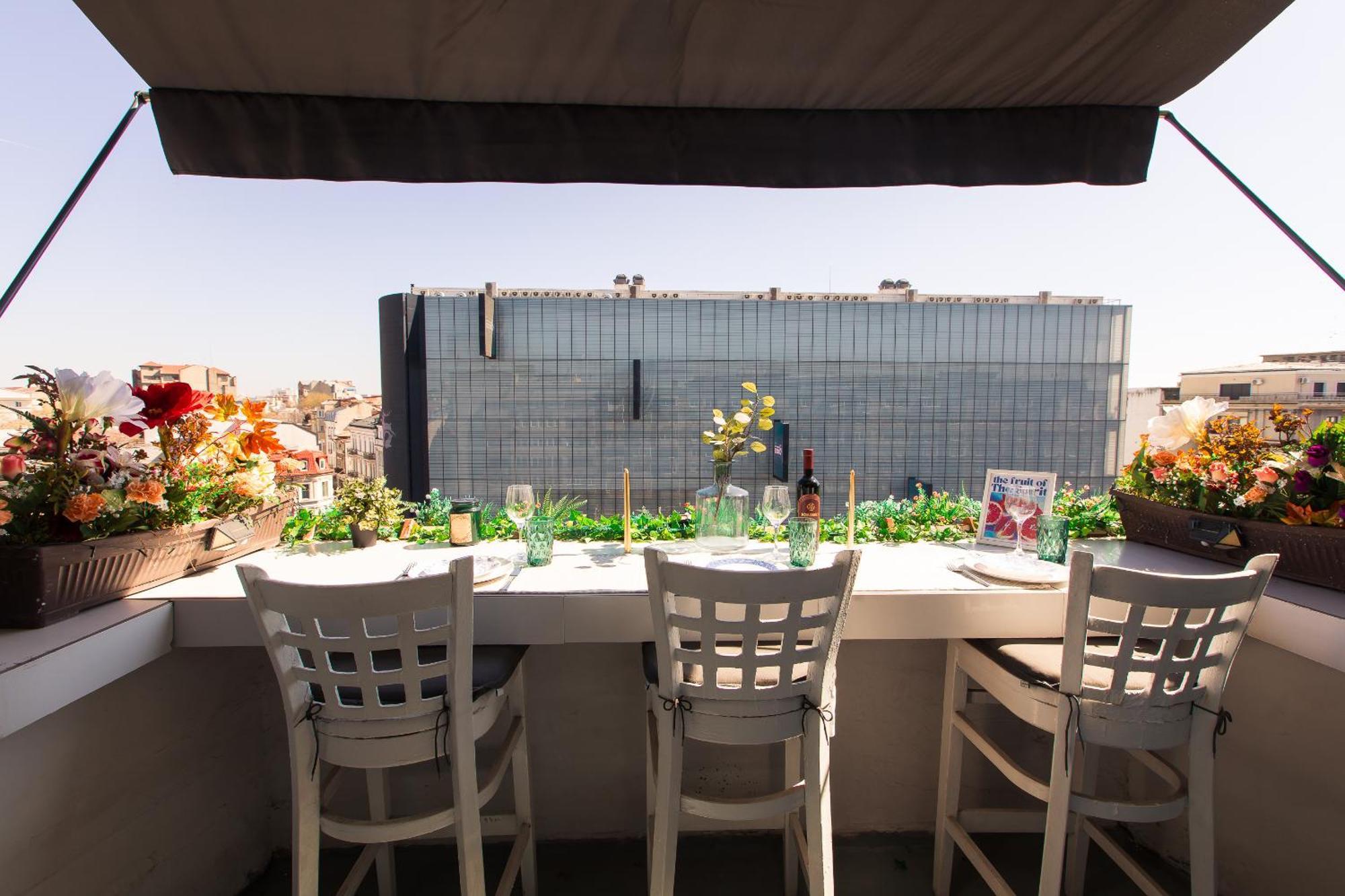 Old Town Apartment With Amazing View From The Balcony Bukarest Kültér fotó